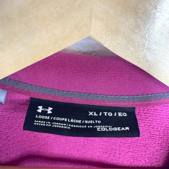Under Armour Men’s Storm ¼ Zip Fleece Sweater in Dark Pink Size XL - Picture 9 of 12